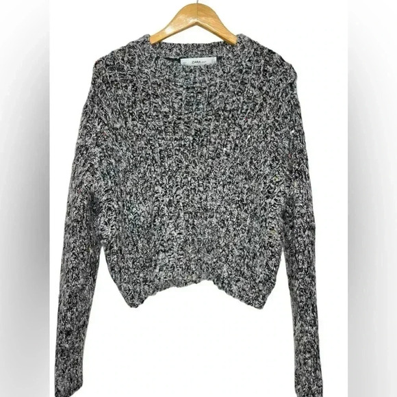 Zara Knit Sweater - Picture 1 of 3